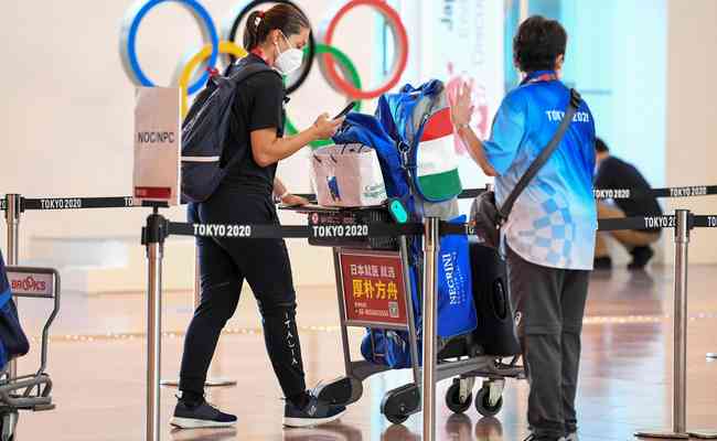 Chegada de atletas ao Aeroporto Internacional de Tquio