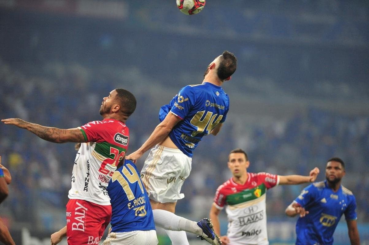Fotos da partida entre Cruzeiro e Brusque, no Mineiro, em BH, pela 35 rodada da Srie B do Brasileiro