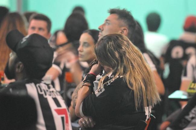 Torcedores do Atlético acompanham a partida contra o Palmeiras em alguns bares de Belo Horizonte