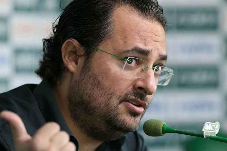 Mattos acena com voltas de Victor Luis e João Pedro ao Palmeiras