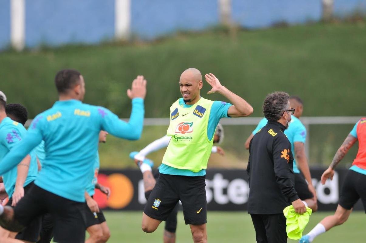 Seleo Brasileira realizou treinamento na tarde deste sbado (29/1) na Toca da Raposa II