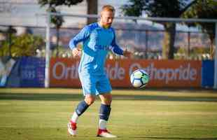 Cruzeiro encerrou preparao para jogo com Palmeiras em treino fechado na Toca da Raposa II