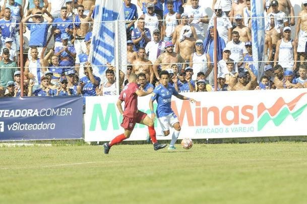 Cruzeiro abriu 2 a 1 no primeiro tempo, com gols de Raniel e Robinho; Alemo descontou para o Guarani