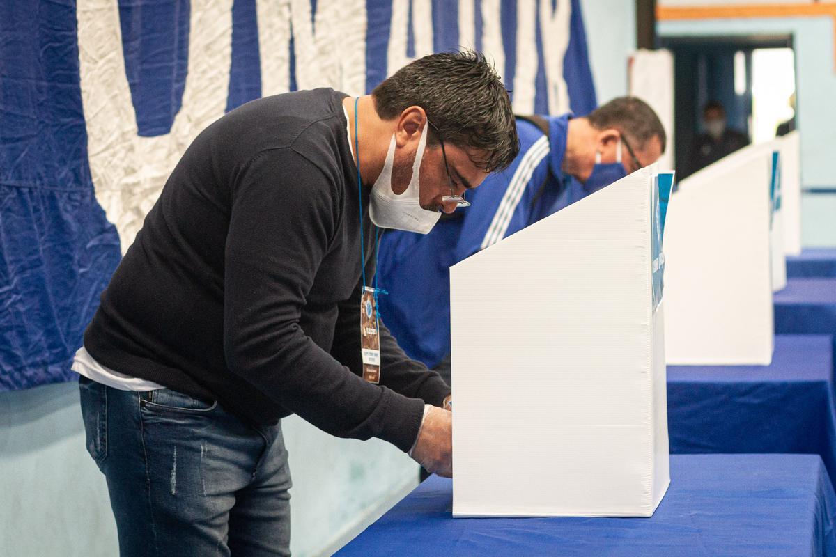Sérgio Santos Rodrigues foi eleito presidente do Cruzeiro para o mandato de sete meses até o fim de 2020