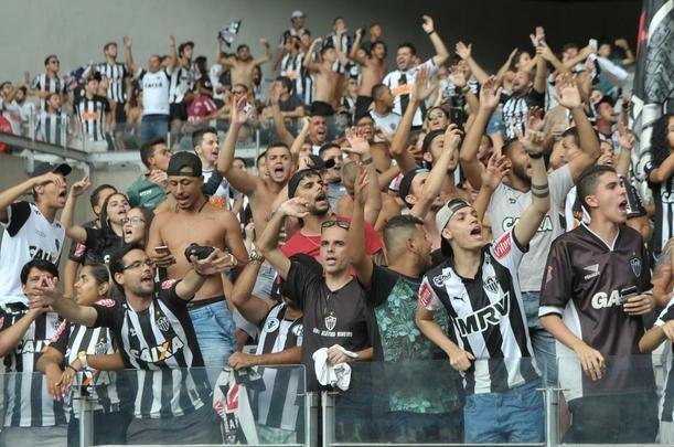 Fotos da torcida do Atltico na primeira final do Mineiro, contra o Cruzeiro, no Mineiro