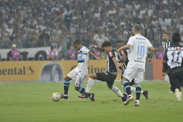 Imagens da deciso da Copa do Brasil, entre Atltico e Grmio, no Mineiro