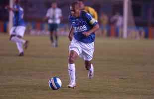 Arajo fez 17 gols em 34 jogos pelo Cruzeiro em 2007. O time, contudo, no ganhou ttulo naquela temporada.