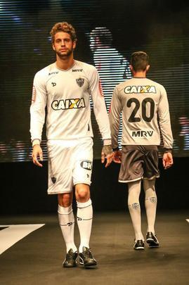 Nova coleção de uniformes do Atlético para 2016, fornecida pela empresa canadense Dryworld