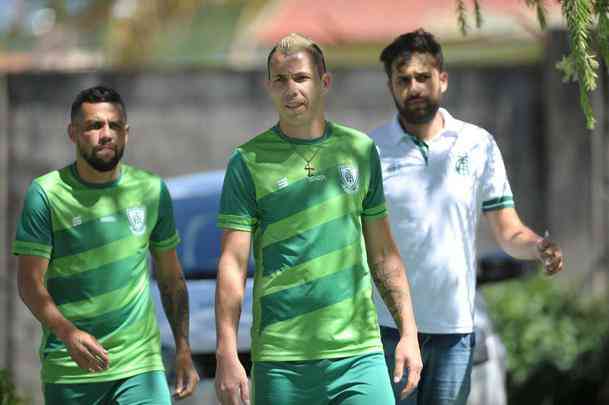 Atacante Marcelo Toscano e meia Felipe Azevedo reforam o Amrica para a disputa da Srie B de 2019