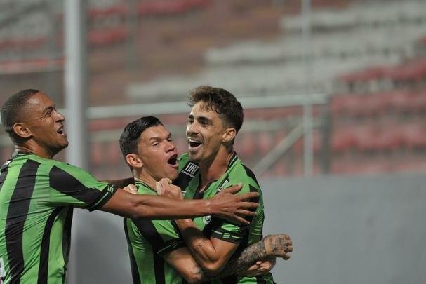 Fotos da partida entre Amrica e URT, no Independncia, pela sexta rodada do Campeonato Mineiro