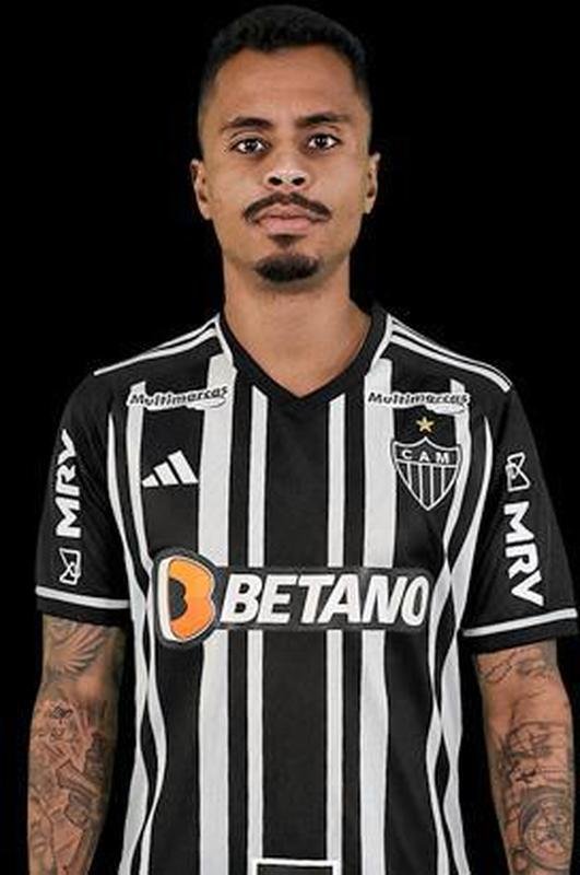 Allan (meio-campista)