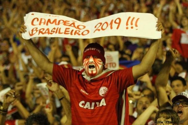 Náutico e Sampaio Corrêa iniciaram a decisão da Série C neste domingo