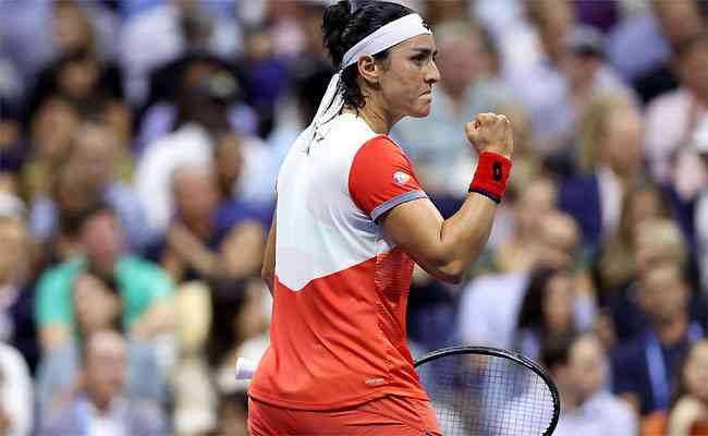 Ons Jabeur derrota Caroline Garcia e faz histria ao chegar  deciso 