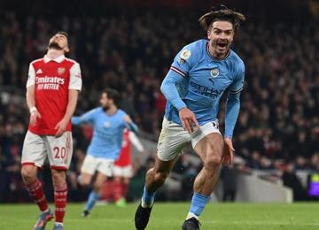 Manchester City venceu o Arsenal por 3 a 1, nesta quarta (15), fora de casa, em jogo atrasado da 12ª rodada da Premier League, e é o novo líder do campeonato