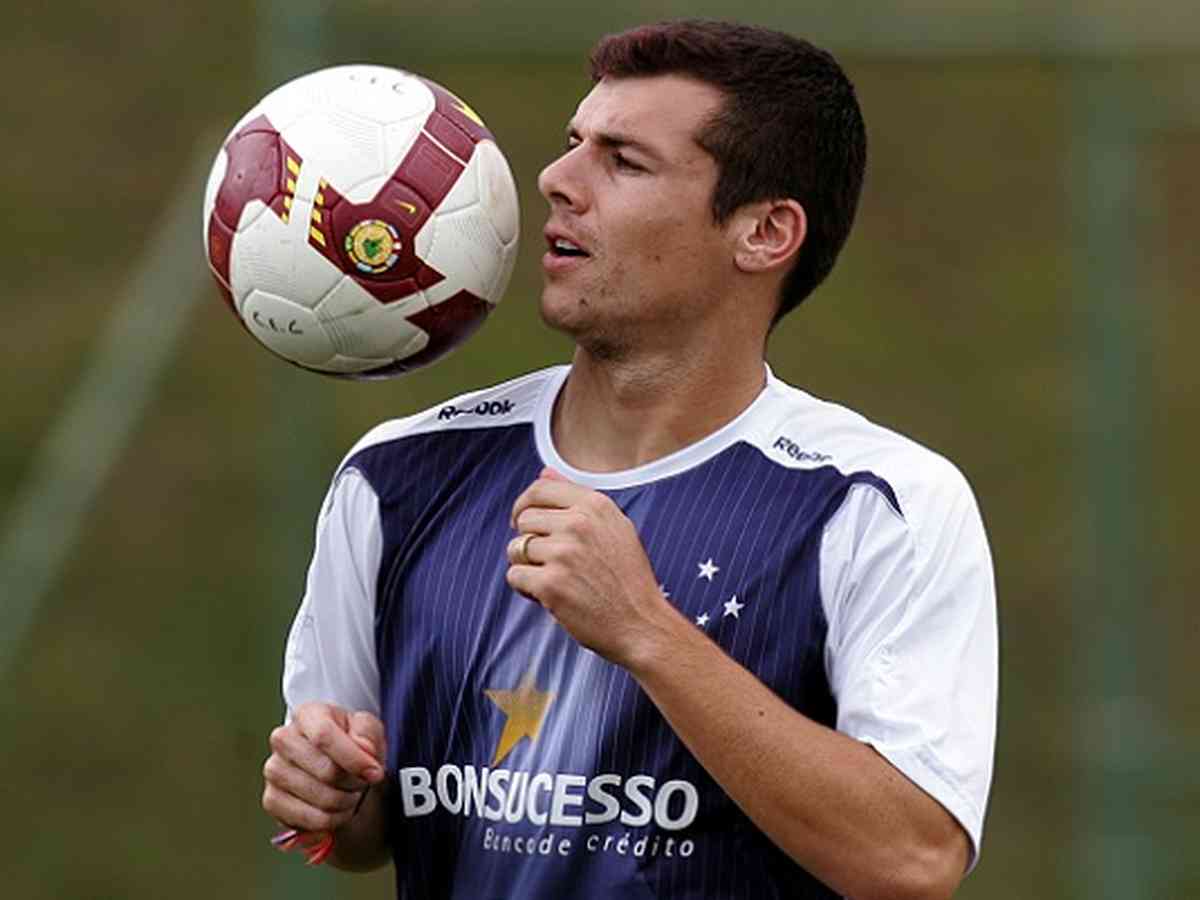 Jogou no Real Madrid, é ídolo no Boca, agora poderá chegar no Cruzeiro em  2024