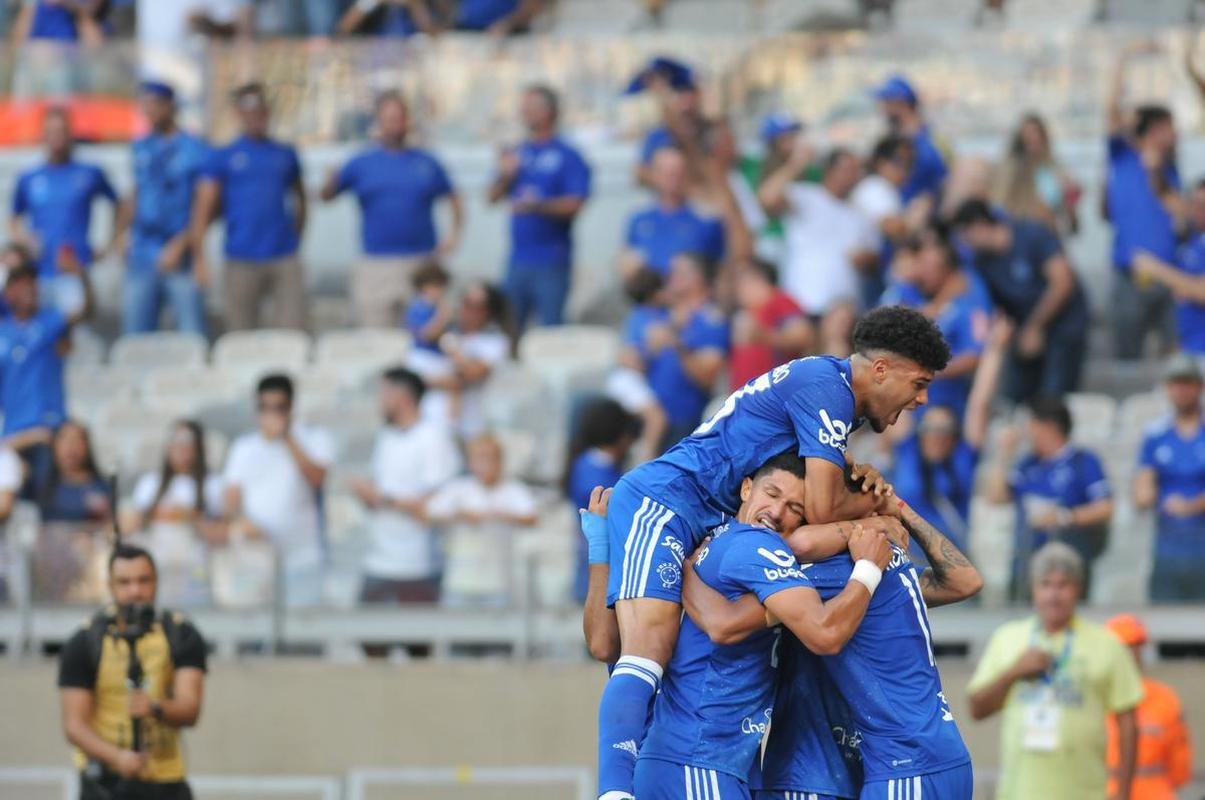 Fotos da partida entre Cruzeiro e Novorizontino, neste domingo (17), no Mineiro, em Belo Horizonte. Jogo  vlido pela 18 rodada da Srie B do Campeonato Brasileiro.
