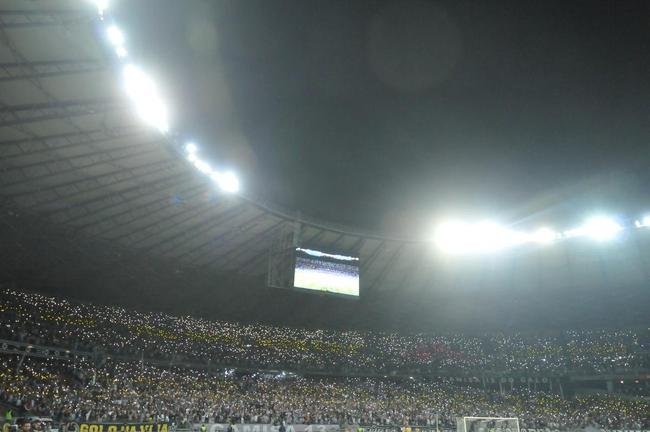 Mosaico da torcida do Atlético na partida contra o Flamengo pela Copa do Brasil