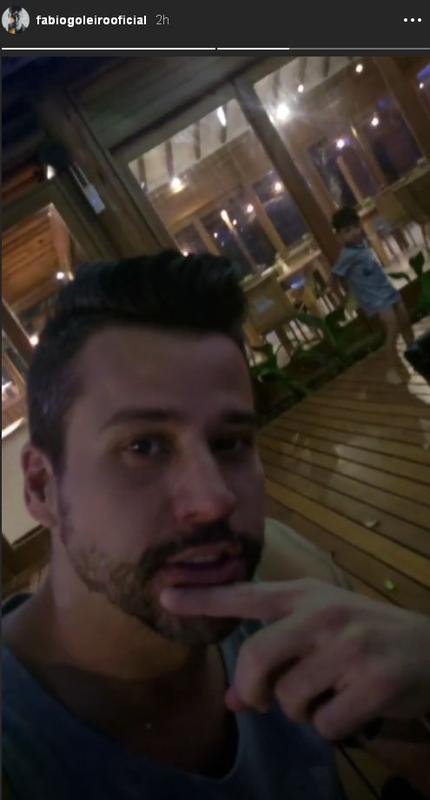 Depois de alguns dias nos EUA, Fbio agora est em Arraial D'Ajuda, na Bahia