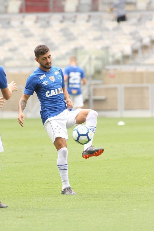 Treino do Cruzeiro nesta sexta-feira, no Mineiro