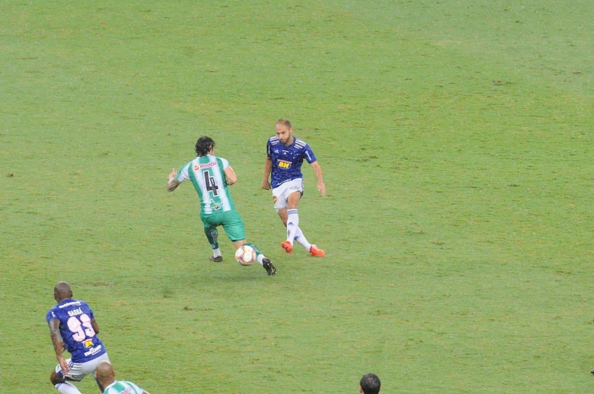 Cruzeiro x Juventude: fotos do jogo desta sexta-feira, no Mineiro, pela 16 rodada da Srie B
