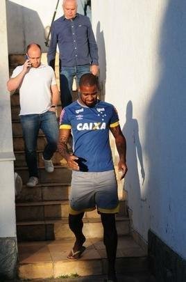 Fotos da coletiva do zagueiro Ded, que passar por cirurgia no joelho direito (Gladyston Rodrigues/EM D.A Press)