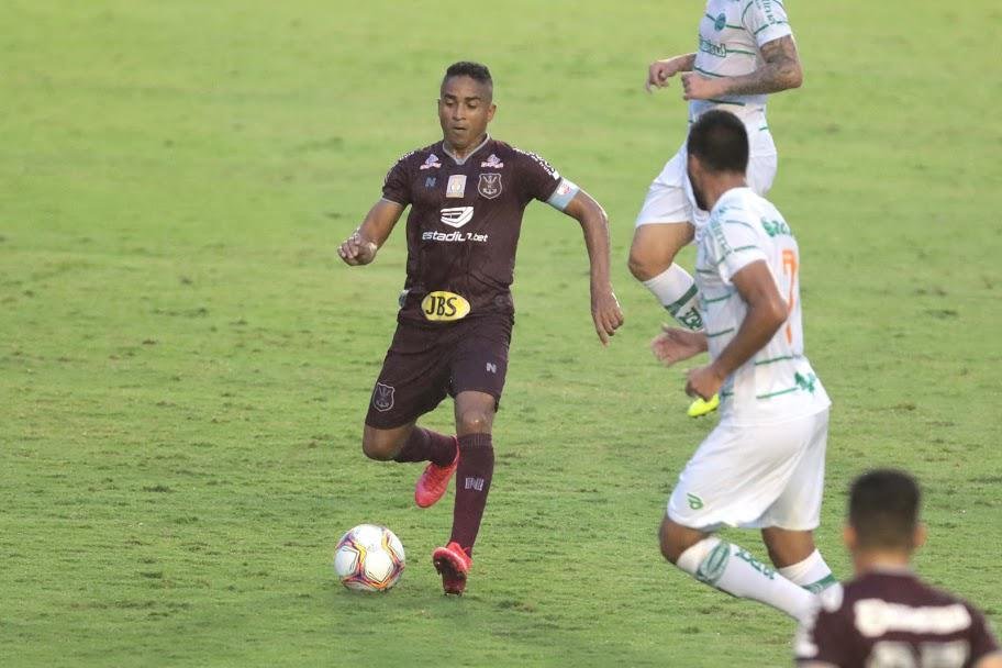 Nutico empata, em 3 a 3, com time do Juventude nos Aflitos e se complica na Srie B
