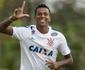 Atacante Jô retorna ao Corinthians e assina contrato até o final de 2023