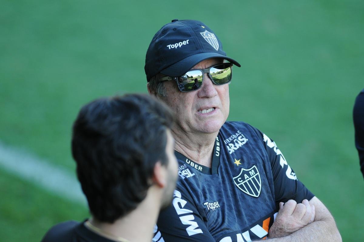 Imagens do treino na Cidade do Galo