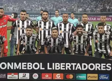 O Palmeiras lidera a lista, com 308 pontos, seguido do Flamengo, com 301. No terceiro posto, aparece o Real Madrid, com 208