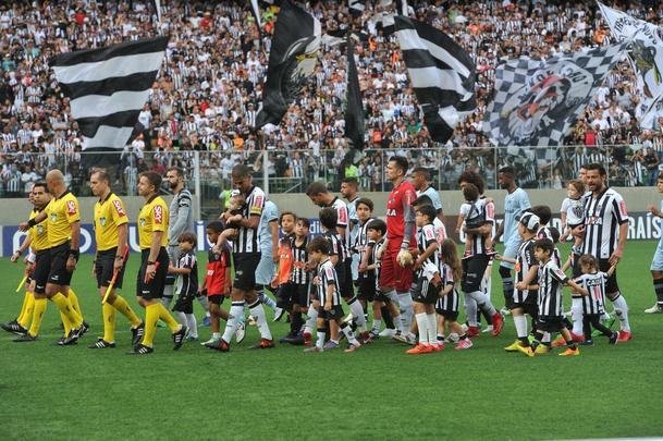 Atltico venceu o Grmio por 4 a 3 no Independncia