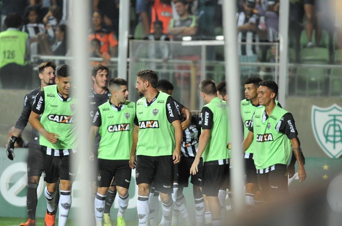 Fotos de Atltico x Bahia, no Independncia, pela 35 rodada do Campeonato Brasileiro (Alexandre Guzanshe/EM D.A Press)