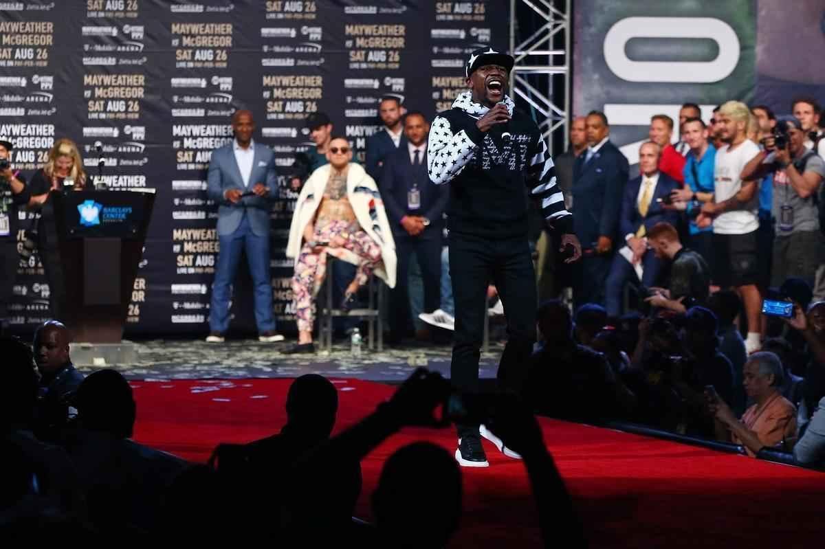 Imagens da etapa de Nova York da turn com Mayweather e McGregor. Astros se encaram no Brooklyn