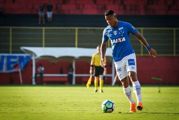 Cruzeiro empatou com Vitória no Barradão, em Salvador, por 1 a 1, pela 17ª rodada do Brasileiro