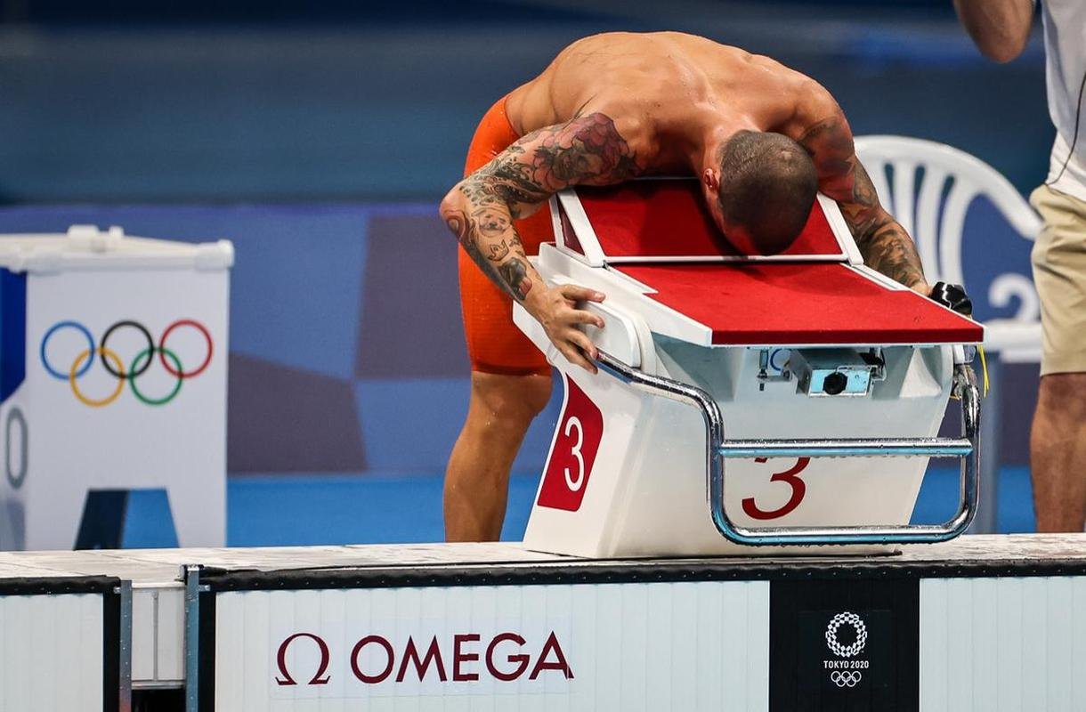 Bruno Fratus, do Minas, percorreu os 50m da piscina do Tokyo Aquatics Centre em 21s57 e levou o bronze