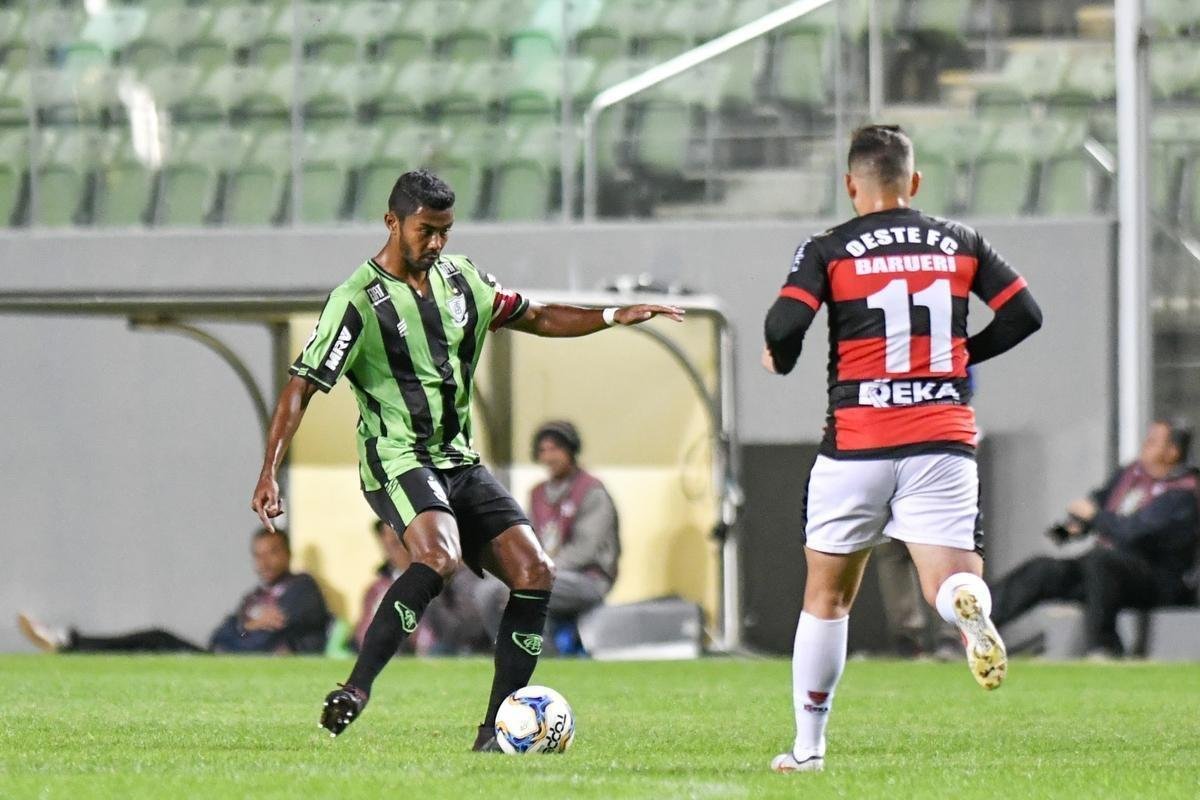 Amrica e Oeste duelaram na noite desta tera-feira, no Independncia, em jogo vlido pela 11 rodada da Srie B do Campeonato Brasileiro
