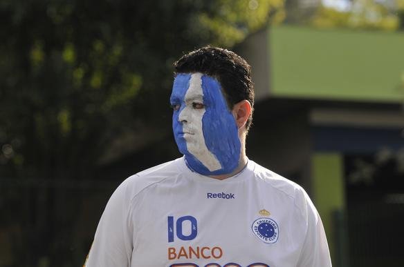 Imagens da torcida do Cruzeiro no Mineiro