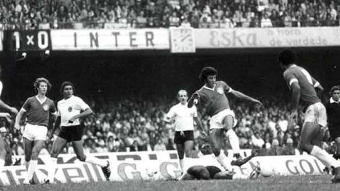 O Corinthians estreou na Libertadores em 3 de abril de 1977