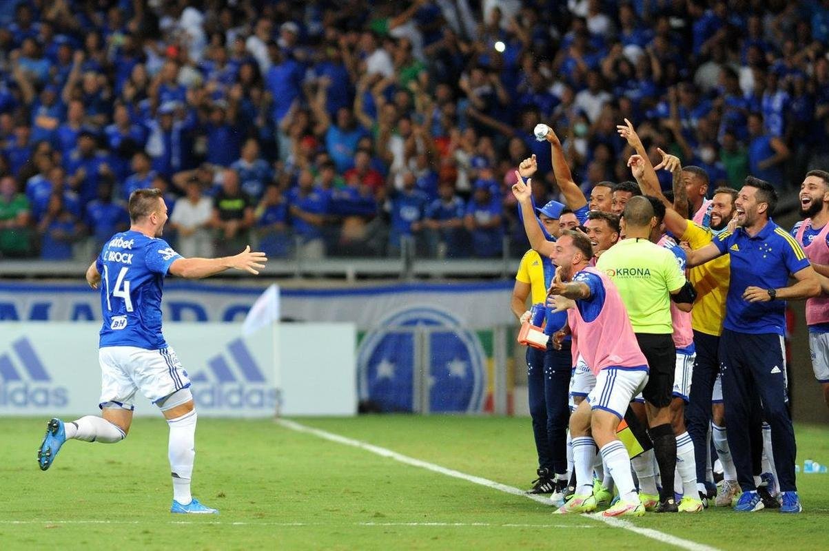 Fotos do jogo de ida da semifinal do Campeonato Mineiro, entre Cruzeiro e Athletic, no Mineiro