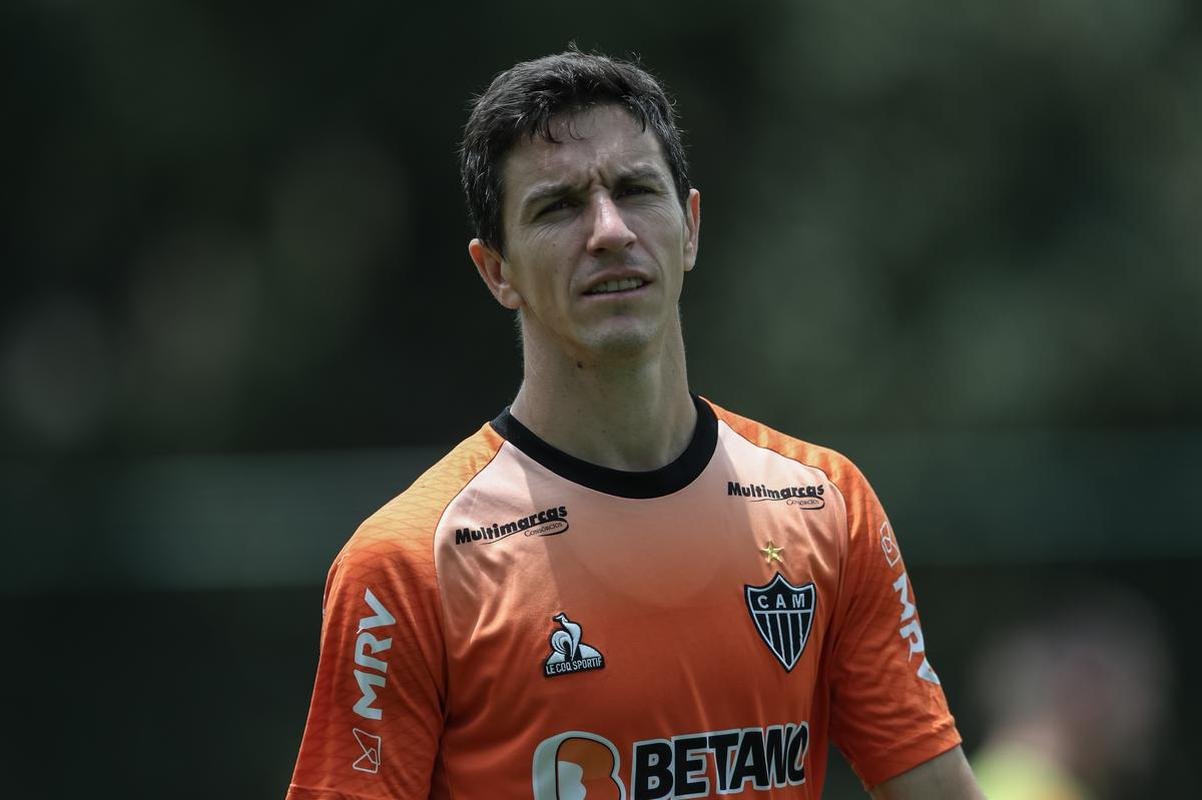 Elenco atleticano encerrou a preparao para enfrentar o Atltico-GO fora de casa 