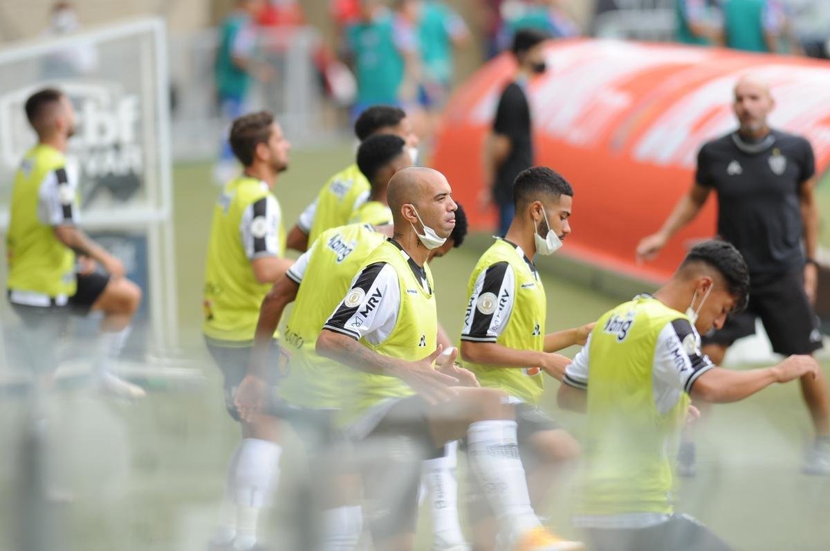 Fotos do duelo entre Atltico e Fortaleza, no Mineiro, em Belo Horizonte, pela 33 rodada do Campeonato Brasileiro