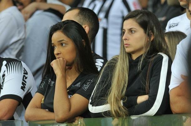 Torcedores do Atltico lotam as arquibancadas do Mineiro para acompanhar a partida vlida pelas quartas de final da Copa do Brasil