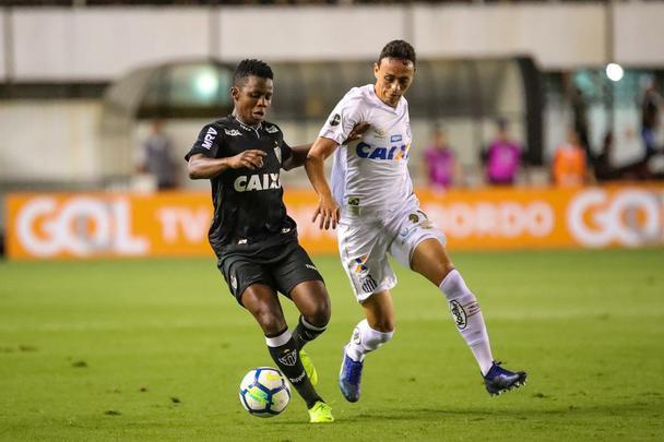 Na Vila Belmiro, Atlético é derrotado pelo Santos por 3 a 2, pela 37ª rodada do Campeonato Brasileiro