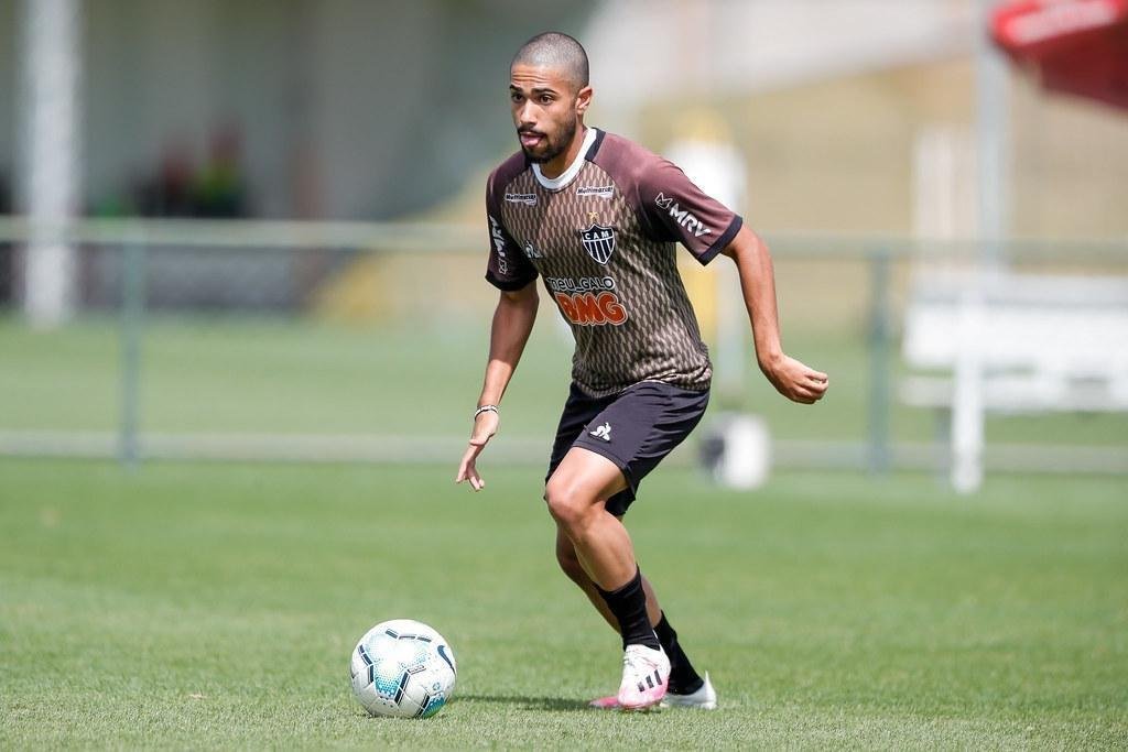 Calebe - Promovido ao time principal, ficou no banco de reservas em algumas partidas.