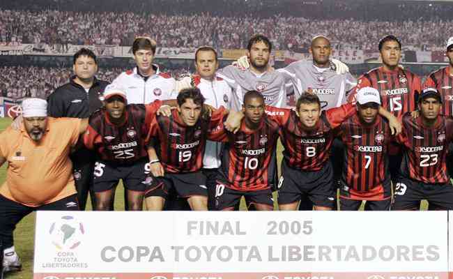 O Athletico Paranaense disputou a sua primeira final de Libertadores em 2005