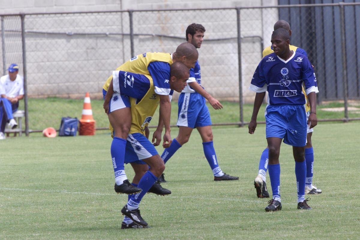 FEVEREIRO - Dia a dia de treinos do Cruzeiro na temporada que culminou com a Trplice Coroa