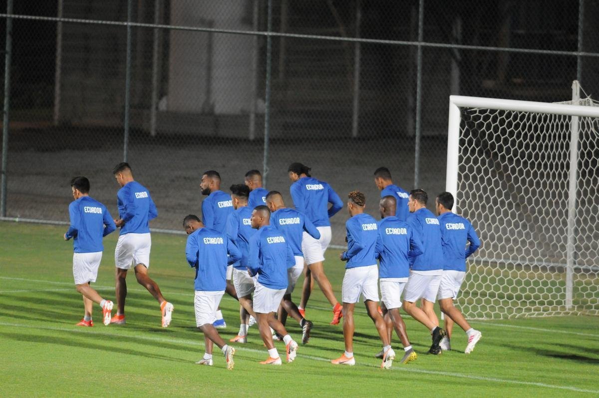 Seleo Equatoriana treinou pela primeira vez em BH, no Sesc Venda Nova