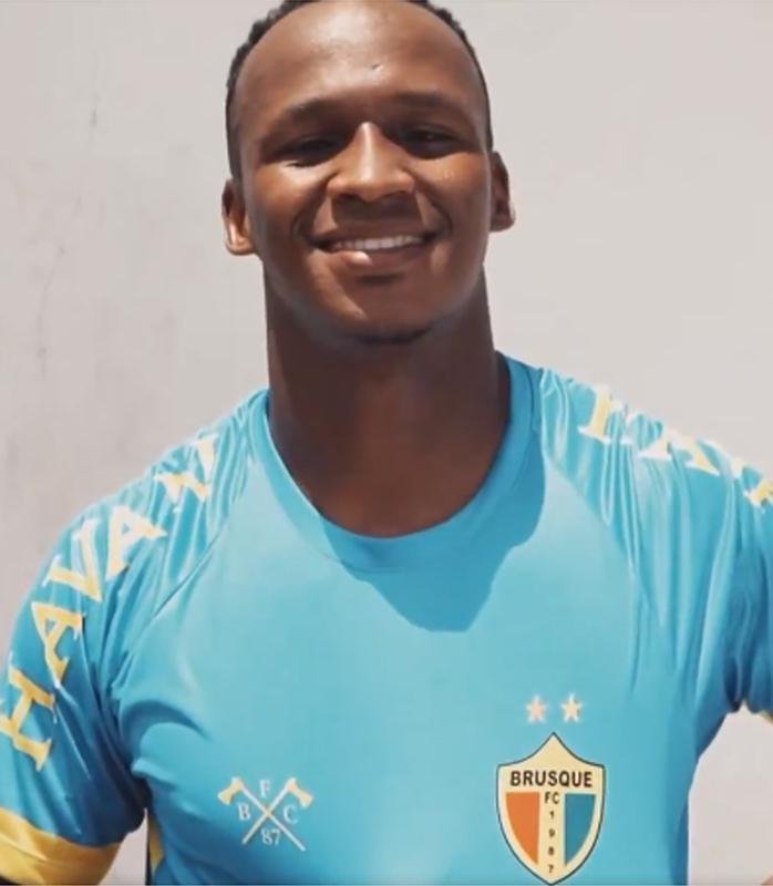 Tinga, meia (Brusque)