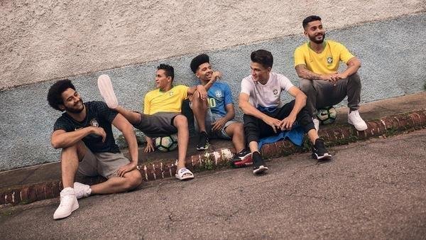 CBF apresentou linha completa de uniformes da Seleo Brasileira para Copa do Mundo da Rssia