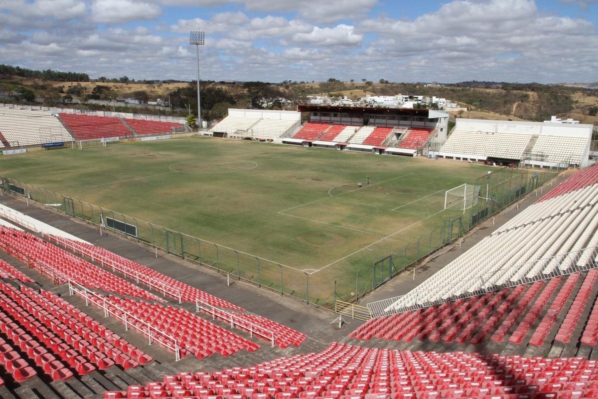 Fotos da Arena do Jacar, palco de jogos do Cruzeiro na Srie B