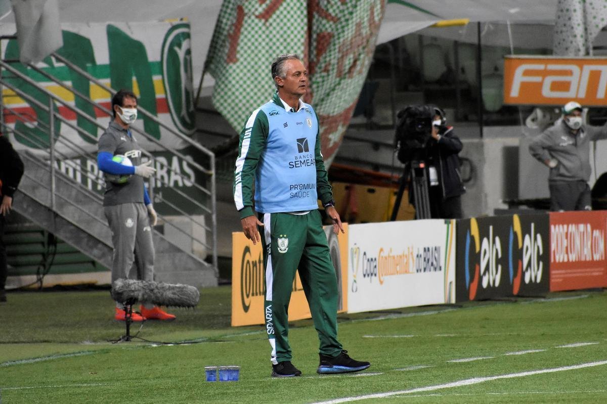 Palmeiras e Amrica se enfrentaram nesta quarta-feira (23), em partida de ida das semifinais da Copa do Brasil. O confronto foi realizado no Allianz Parque, em So Paulo. Na prxima quarta-feira (30), as equipes se reencontram no Independncia, em Belo Horizonte, s 21h30.